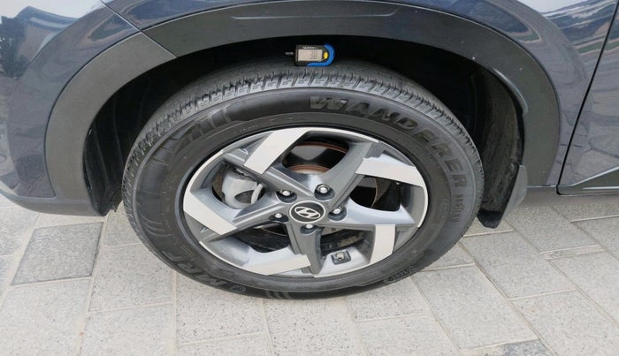 2020 Hyundai VENUE SX PLUS 1.0 TURBO DCT, Petrol, Automatic, 66,874 km, tyre