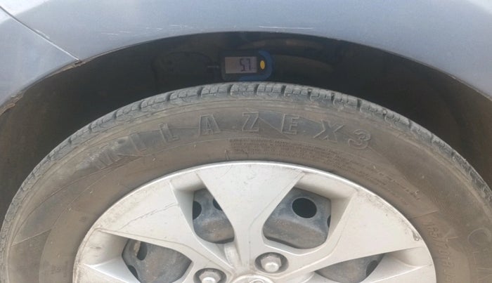 2016 Hyundai Xcent S 1.2, Petrol, Manual, 95,870 km, tyre