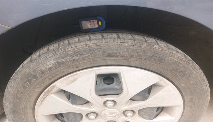 2016 Hyundai Xcent S 1.2, Petrol, Manual, 95,870 km, tyre