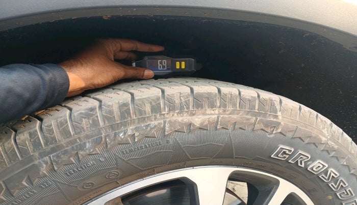 2022 Mahindra SCORPIO-N Z8 L DIESEL AT 2WD 7 STR, Diesel, Automatic, 1,24,185 km, tyre