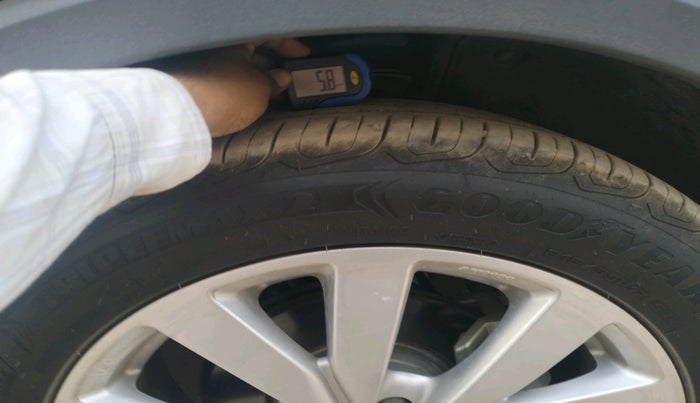 2024 MG ASTOR Select 1.5 CVT (Ivory), Petrol, Automatic, 16,256 km, tyre