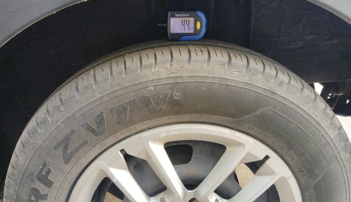 2019 Renault TRIBER RXL MT, CNG, Manual, 55,370 km, tyre