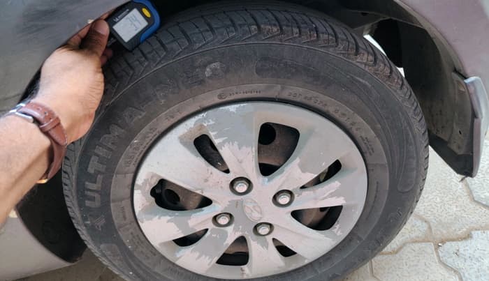 2012 Hyundai i10 MAGNA 1.1, CNG, Manual, 84,822 km, tyre