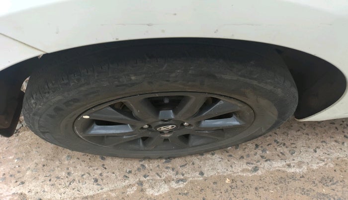 2019 Hyundai Elite i20 SPORTZ PLUS 1.2, Petrol, Manual, 1,57,041 km, tyre