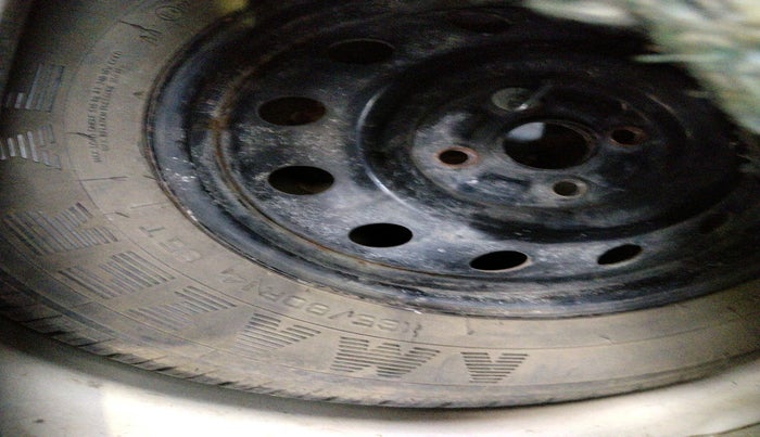 2013 Maruti Ritz VXI, Petrol, Manual, 47,605 km, tyre