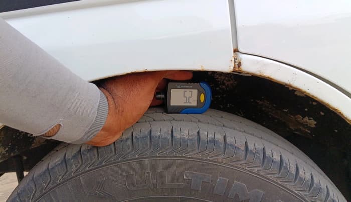 2022 Maruti Eeco 5 STR AC (O), CNG, Manual, 1,12,791 km, tyre