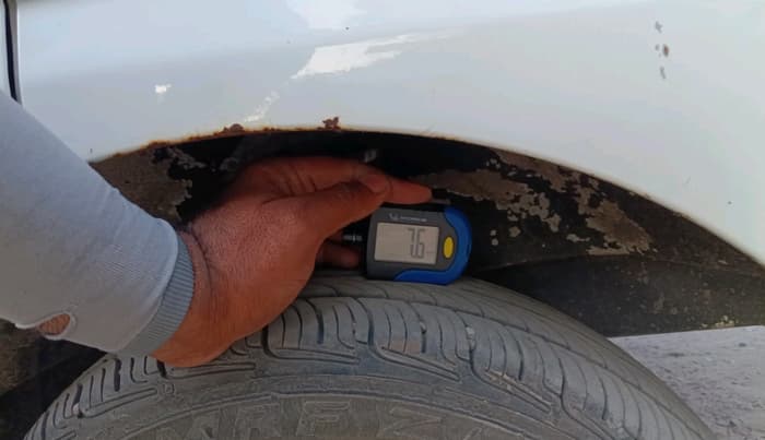 2022 Maruti Eeco 5 STR AC (O), CNG, Manual, 1,12,791 km, tyre