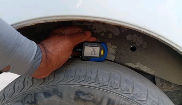 2022 Maruti Eeco 5 STR AC (O), CNG, Manual, 1,12,791 km, tyre