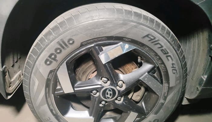 2021 Hyundai Creta EX 1.5 PETROL, Petrol, Manual, 46,405 km, tyre
