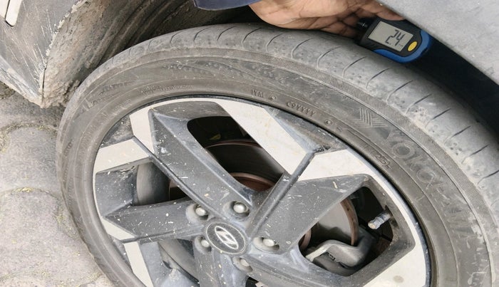 2021 Hyundai ALCAZAR PLATINUM(O) 7STR 1.5 AT, Diesel, Automatic, 1,13,680 km, tyre