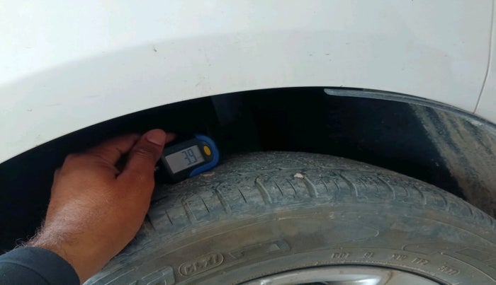 2018 Ford Ecosport TREND + 1.5L PETROL AT, Petrol, Automatic, 1,00,702 km, tyre