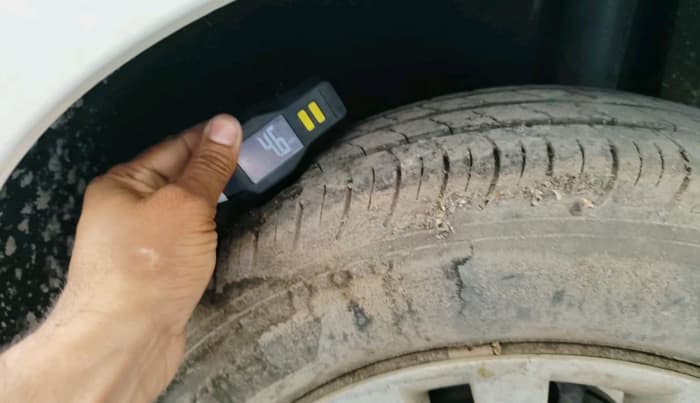 2021 Maruti Baleno DELTA PETROL 1.2, Petrol, Manual, 27,905 km, tyre