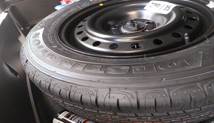 2023 Jeep Compass Model S (O) 2.0 Diesel AT, Diesel, Automatic, 42,503 km, tyre