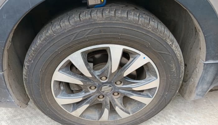 2018 Maruti S Cross ZETA 1.3, Diesel, Manual, 93,872 km, tyre