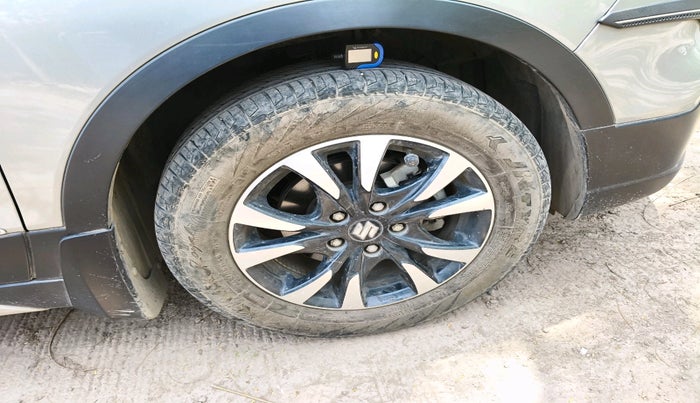 2022 Maruti S Cross ALPHA AT1.5, Petrol, Automatic, 16,817 km, tyre