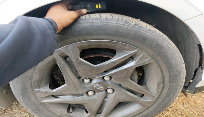 2022 Hyundai NEW I20 SPORTZ 1.5 MT, Diesel, Manual, 39,898 km, tyre