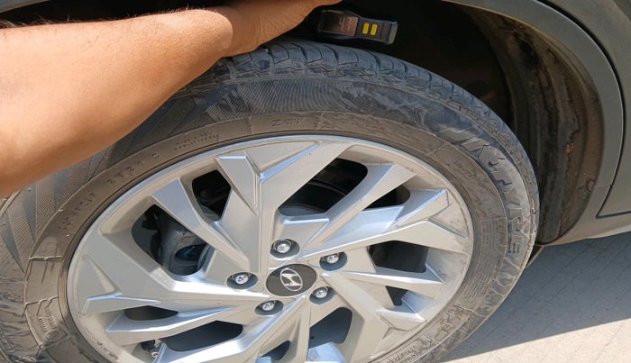 2021 Hyundai Creta SX EXECUTIVE 1.5 PETROL, Petrol, Manual, 39,556 km, tyre