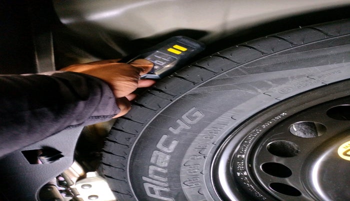 2024 Maruti Baleno ALPHA 1.2 AGS, Petrol, Automatic, 31,875 km, tyre