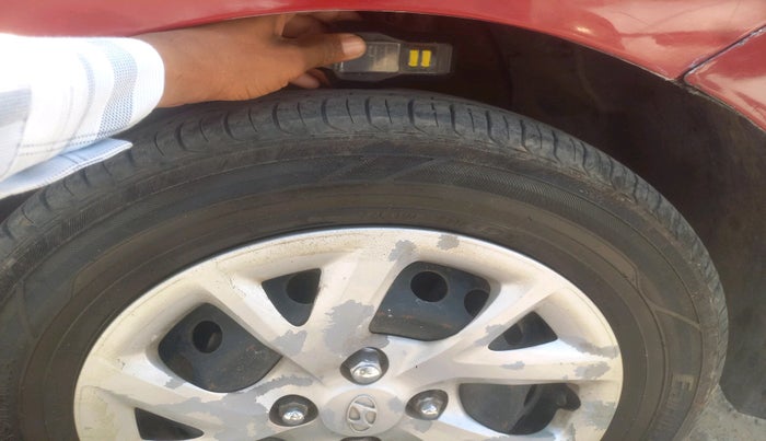 2019 Hyundai Grand i10 SPORTZ 1.2 KAPPA VTVT, CNG, Manual, 94,479 km, tyre