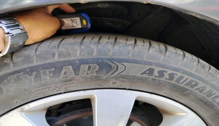 2011 Hyundai Verna FLUIDIC 1.6 VTVT SX, Petrol, Manual, 87,437 km, tyre