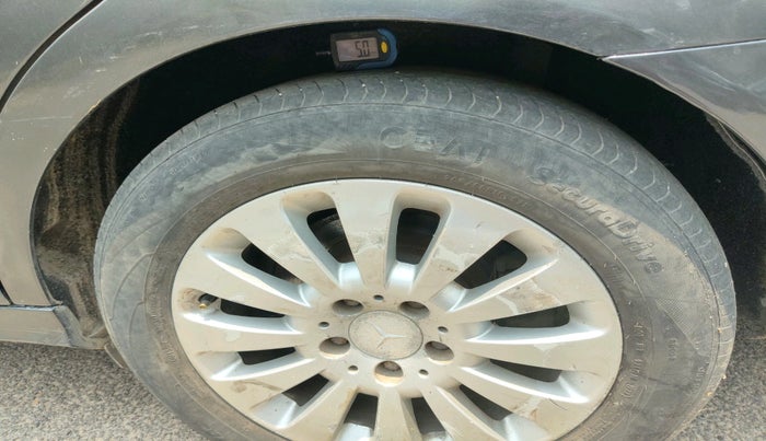 2007 Mercedes Benz C Class 220 CDI ELEGANCE AT, Diesel, Automatic, 1,14,254 km, tyre