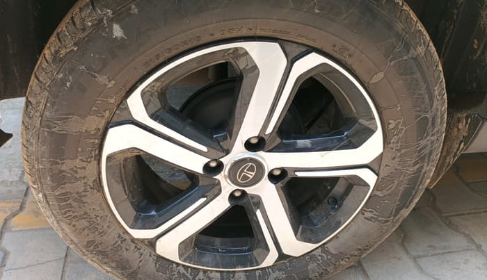 2022 Tata NEXON XZ PLUS (HS) PETROL, Petrol, Manual, 25,946 km, tyre