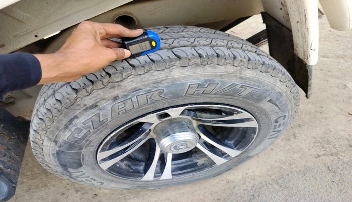2018 Mahindra Bolero POWER PLUS ZLX, Diesel, Manual, 1,17,976 km, tyre