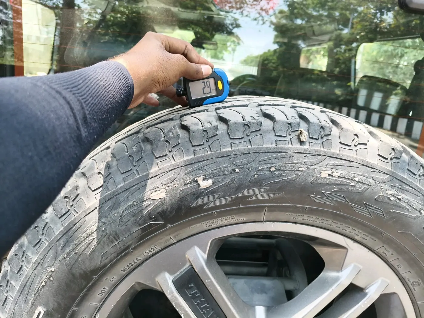 2021 Mahindra Thar LX PETROL HT 4WD AT, Petrol, Automatic, 72,045 km, tyre