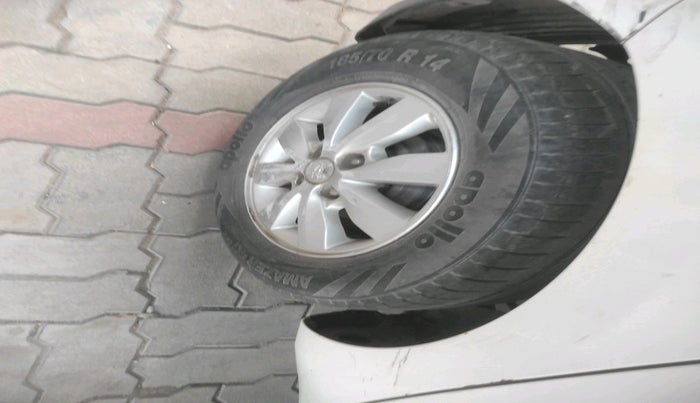 2013 Hyundai i20 SPORTZ 1.2, Petrol, Manual, 1,18,073 km, tyre