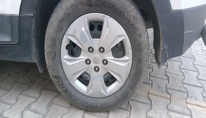 2017 Hyundai Creta E PLUS 1.4 DIESEL, Diesel, Manual, 1,13,473 km, tyre