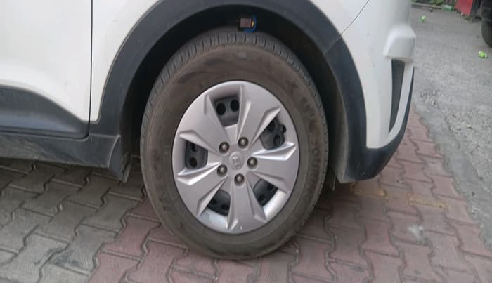 2017 Hyundai Creta E PLUS 1.4 DIESEL, Diesel, Manual, 1,13,473 km, tyre