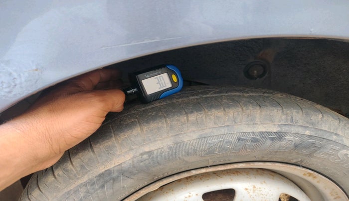 2011 Hyundai Santro Xing GL PLUS, Petrol, Manual, 92,300 km, tyre