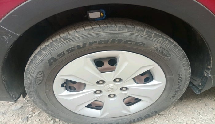 2017 Hyundai Creta E PLUS 1.6 PETROL, Petrol, Manual, 91,731 km, tyre