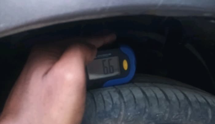 2017 Tata Tiago XZ PETROL, Petrol, Manual, 83,063 km, tyre