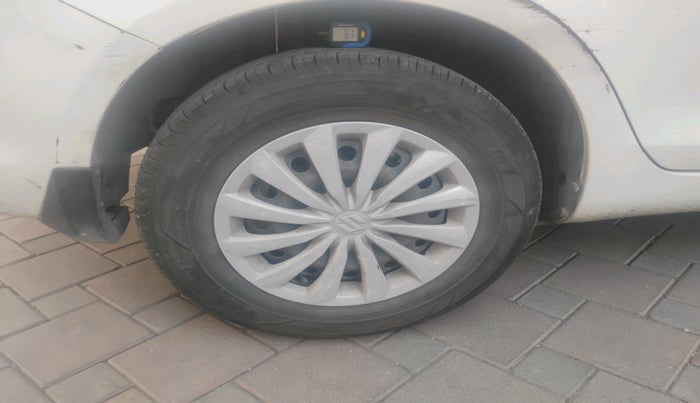 2016 Maruti Swift Dzire VXI, Petrol, Manual, 1,10,546 km, tyre