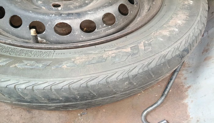 2016 Hyundai XCENT PRIME T CRDI, Diesel, Manual, 1,50,037 km, tyre