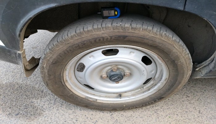 2023 Nissan MAGNITE XE, CNG, Manual, 69,292 km, tyre