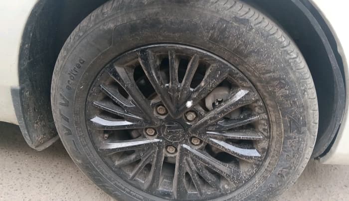2021 Maruti Ertiga VXI CNG, CNG, Manual, 80,687 km, tyre