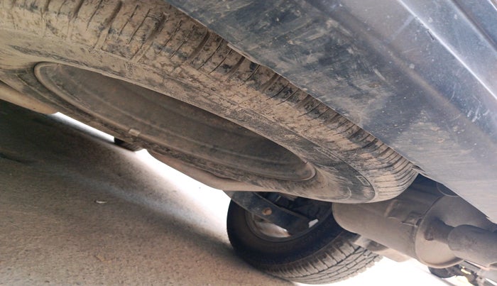 2017 Mahindra XUV500 W10 1.99, Diesel, Manual, 1,68,726 km, tyre