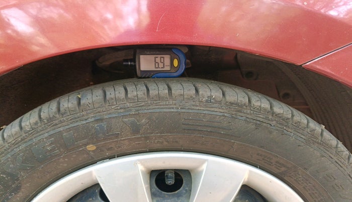 2012 Hyundai Eon MAGNA, Petrol, Manual, 70,283 km, tyre