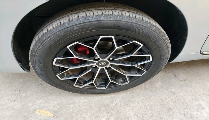 2025 Maruti Baleno DELTA PETROL 1.2, Petrol, Manual, 5,031 km, tyre