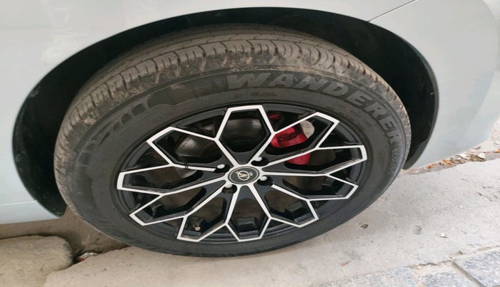 2025 Maruti Baleno DELTA PETROL 1.2, Petrol, Manual, 5,031 km, tyre