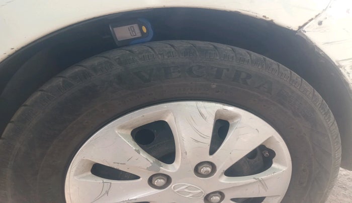 2012 Hyundai i10 MAGNA 1.2, Petrol, Manual, 95,952 km, tyre