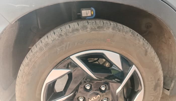 2024 KIA SONET HTK (O) 1.2 Petrol MT, Petrol, Manual, 14,521 km, tyre