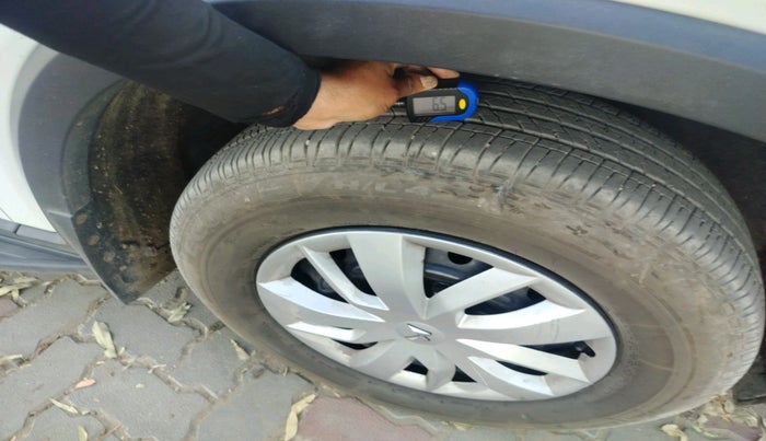 2024 Mahindra SCORPIO-N Z6 DIESEL MT 2WD 7 STR, Diesel, Manual, 15,011 km, tyre