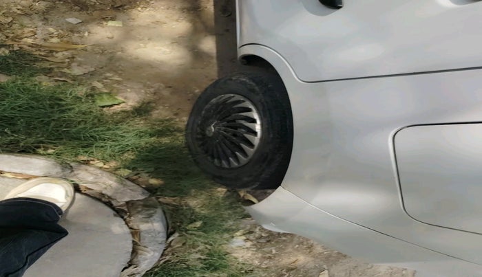 2021 Maruti Alto VXI, Petrol, Manual, 36,369 km, tyre