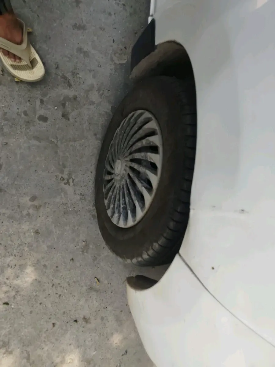2021 Maruti Alto VXI, Petrol, Manual, 36,369 km, tyre