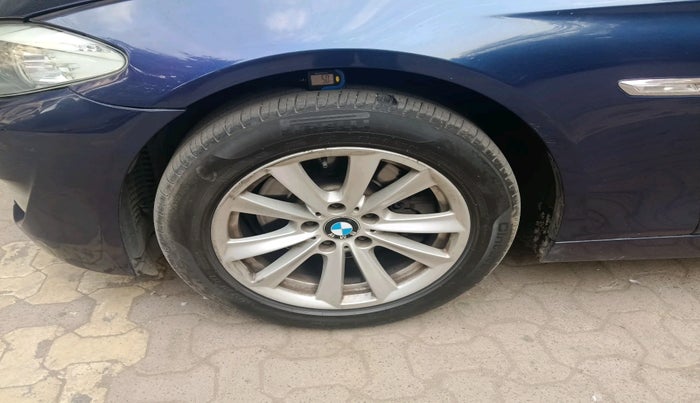 2012 BMW 5 Series 520D 2.0, Diesel, Automatic, 1,01,777 km, tyre