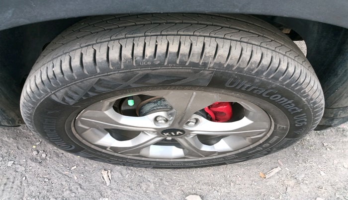 2020 KIA SELTOS HTK PLUS 1.5 DIESEL, Diesel, Manual, 1,14,886 km, tyre