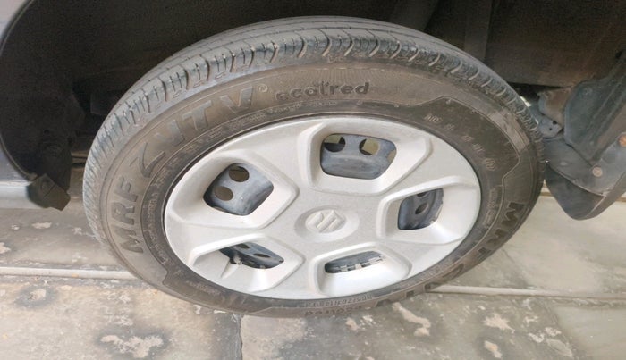 2023 Maruti S PRESSO VXI, Petrol, Manual, 4,660 km, tyre